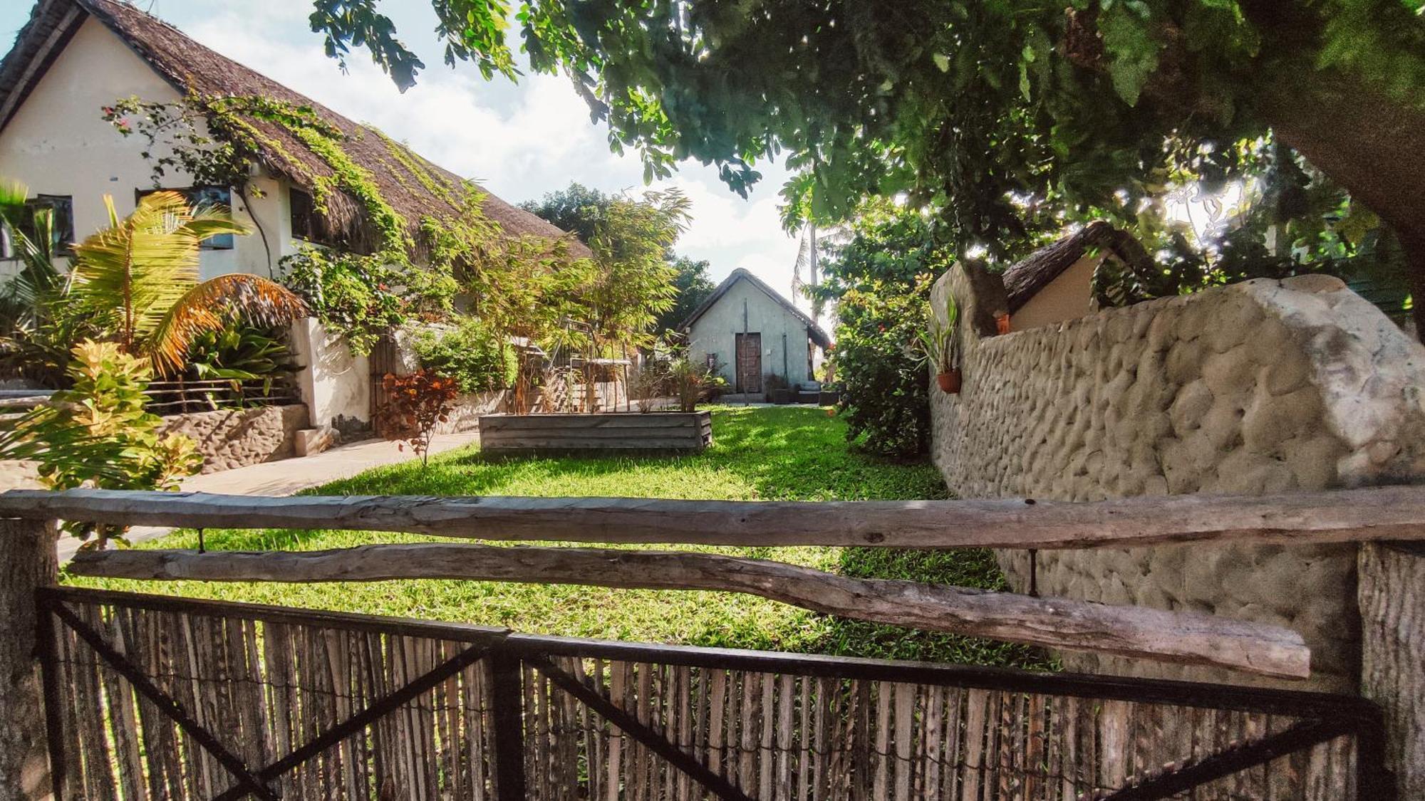 Hostel Kitesurf Tofo House Exterior foto